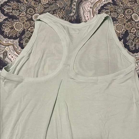 Athleta Ease in Tank - Picture 2 of 5